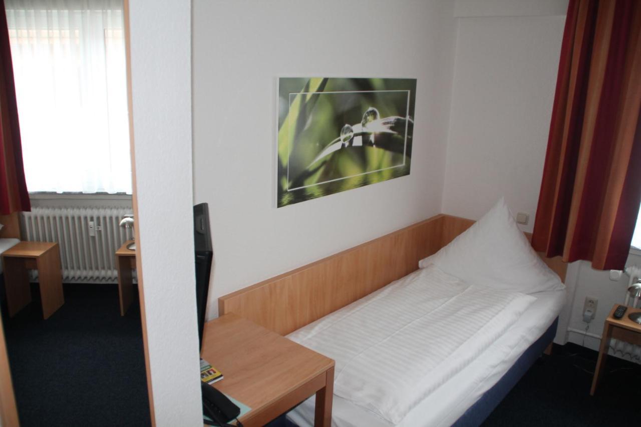 Hotel Roemerhof Hanau By Trip Inn Exterior photo